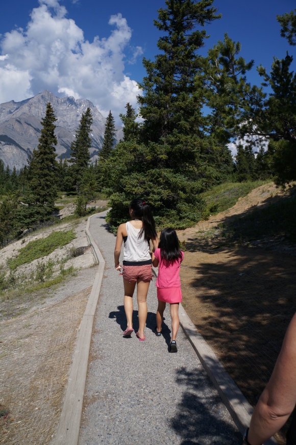 Cousins hiking in Banff - Davidicus Wong